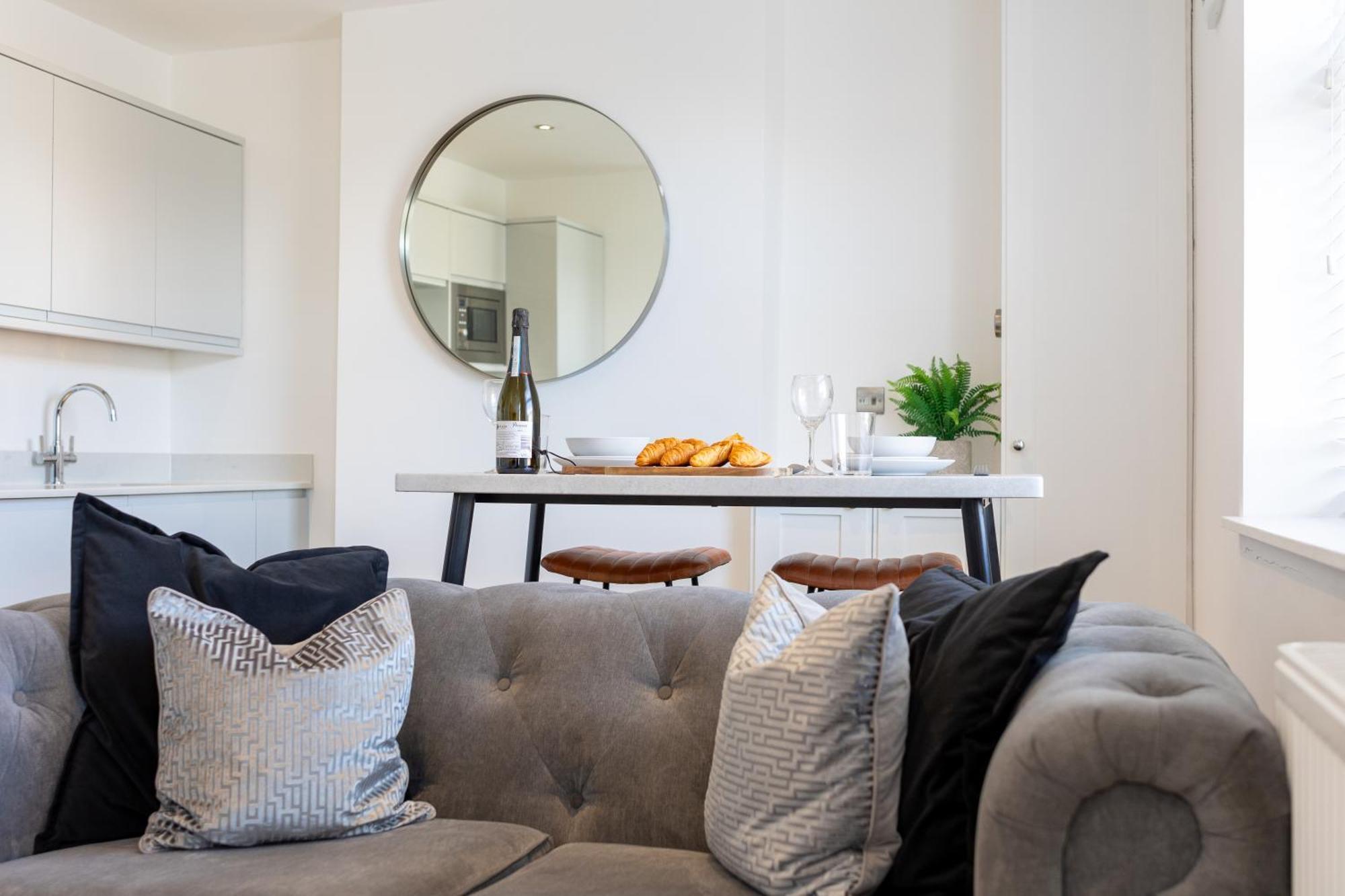 Boutique City Centre Apartments Cardiff Dış mekan fotoğraf